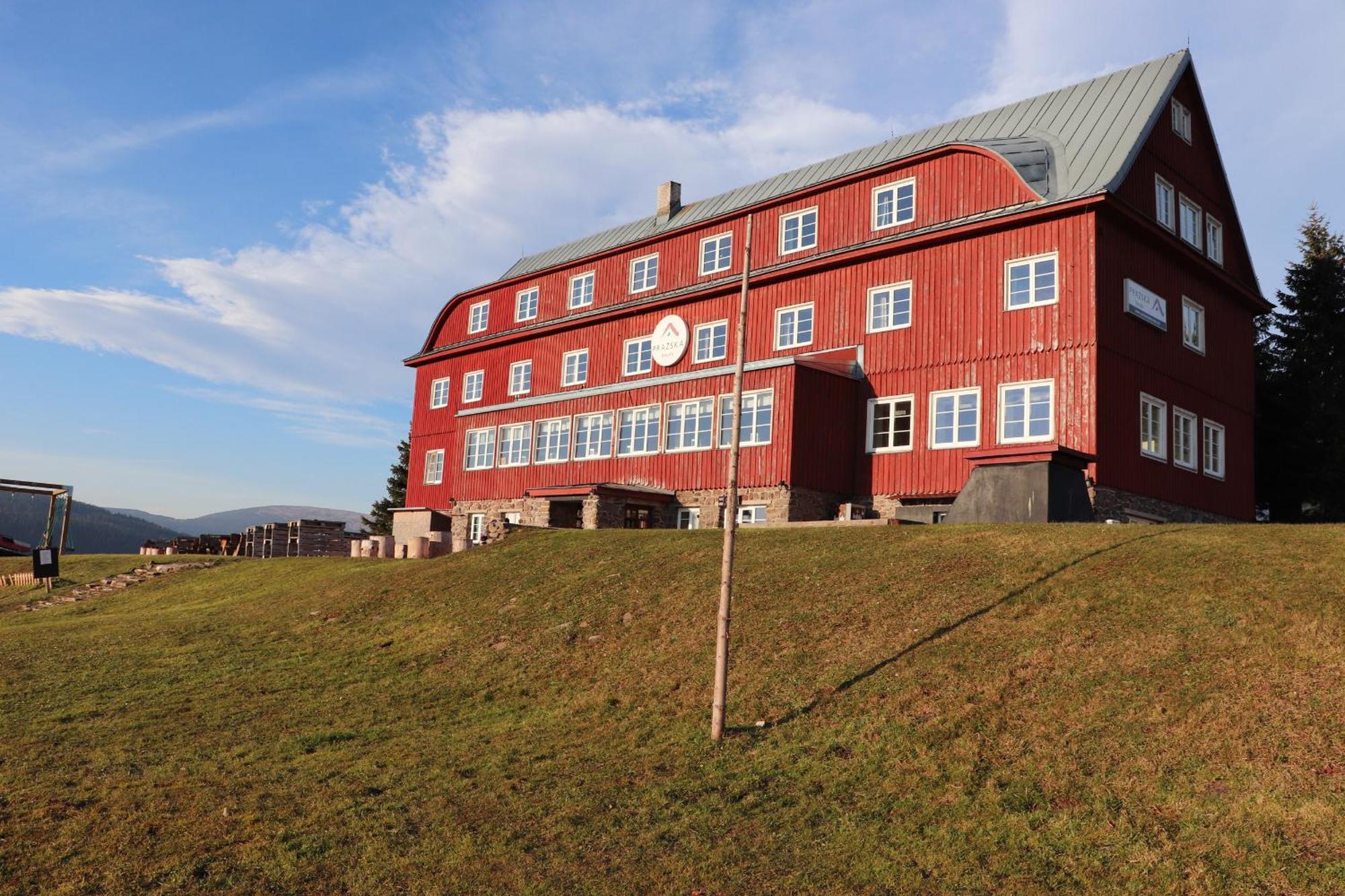Hotel Prazska Bouda Pec pod Sněžkou Zewnętrze zdjęcie